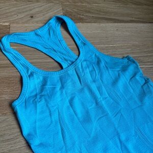 Lululemon Tank Top Swiftly Tech (hip length)